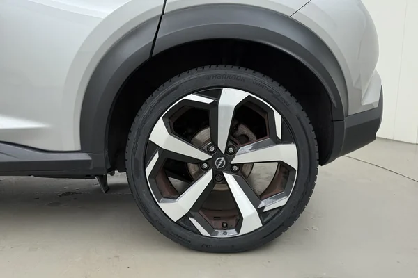 Nissan Juke HEV (2022) — foto 18 van 21