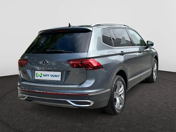 VOLKSWAGEN Tiguan Allspace Dsl (2023) — foto 20 van 24