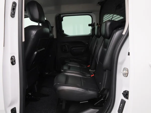 Opel Combo Life (2023) — foto 4 van 35