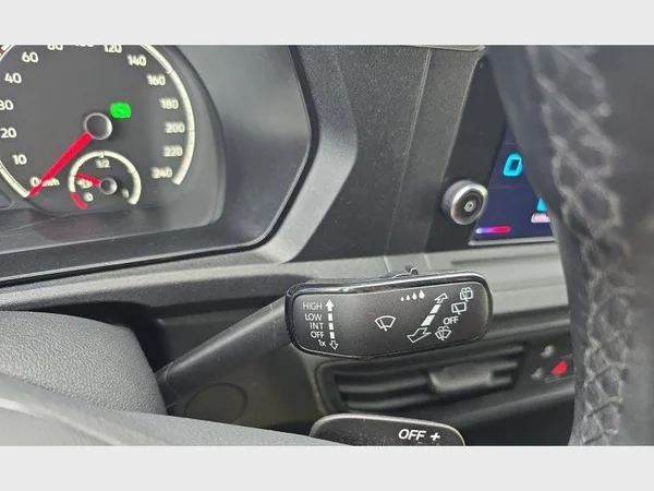 Volkswagen Caddy (2022) — foto 9 van 28