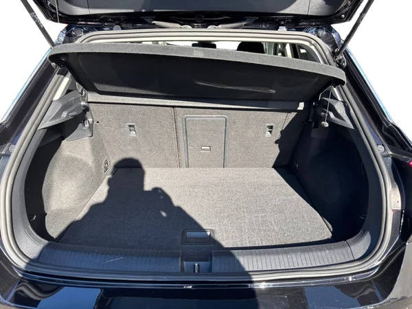 VOLKSWAGEN T-Roc (2022) — foto 13 van 21