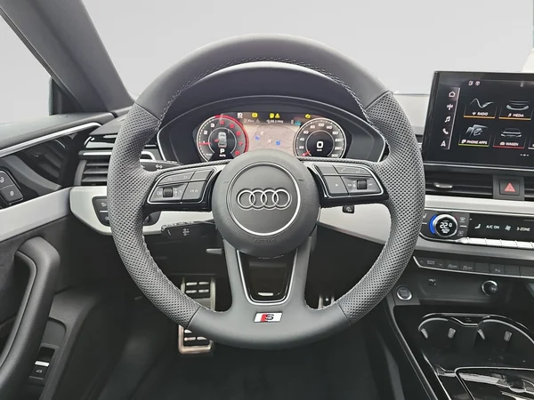 AUDI A5 Sportback (2025) — foto 13 van 15