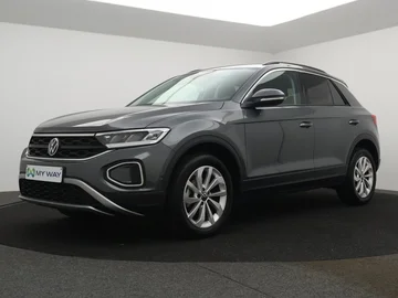 VOLKSWAGEN T-Roc (2024)