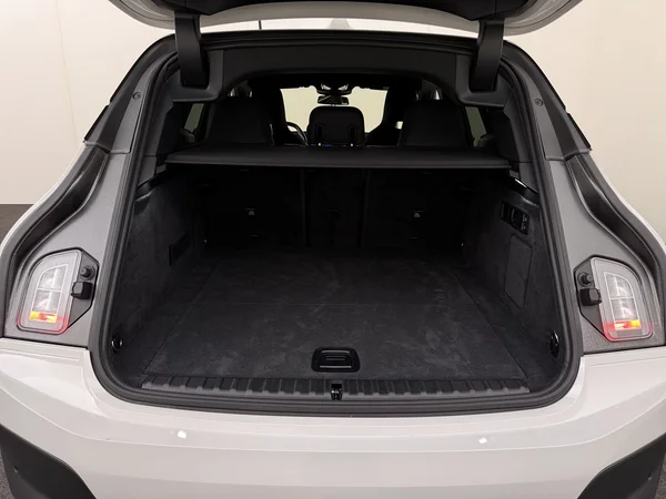 BMW iX (2022) — foto 7 van 32