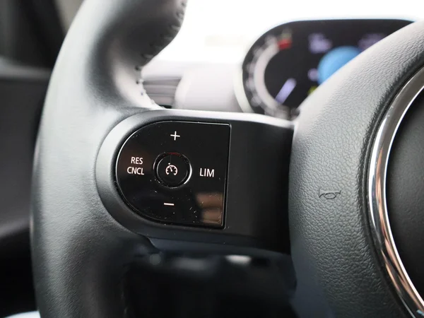 MINI Clubman (2023) — foto 11 van 32