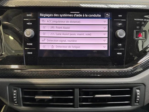 VOLKSWAGEN Taigo (2022) — foto 18 van 29