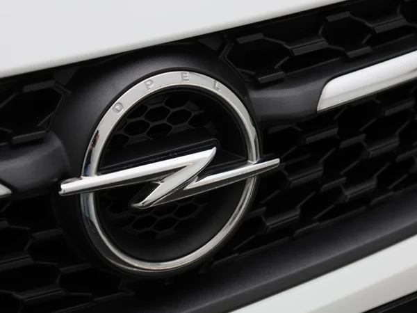 Opel Corsa-e (2022) — foto 26 van 39