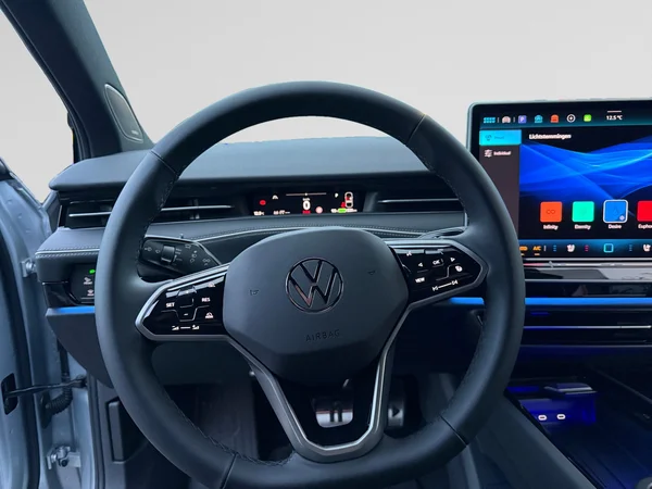 VOLKSWAGEN ID.7 Tourer (2025) — foto 13 van 23