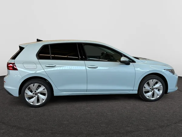 VOLKSWAGEN Golf VIII (2025) — foto 13 van 24