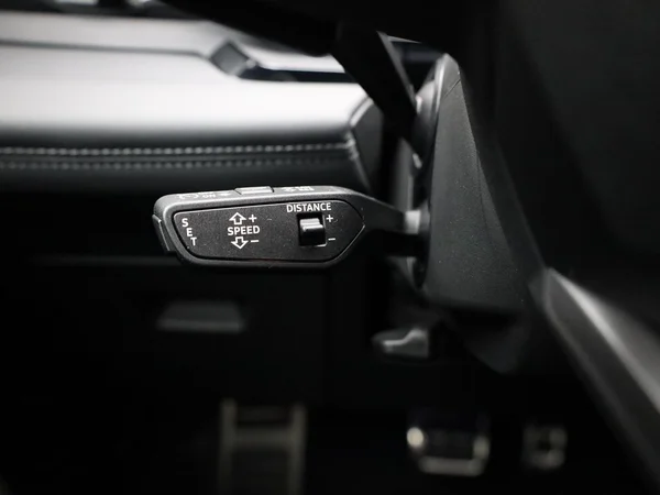 AUDI Q6 e-tron (2026) — foto 11 van 27