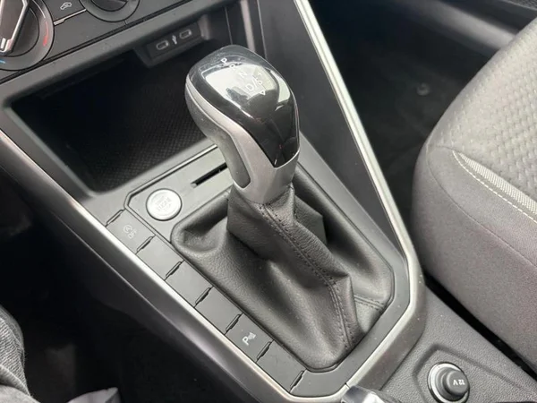 VOLKSWAGEN Taigo (2024) — foto 8 van 23