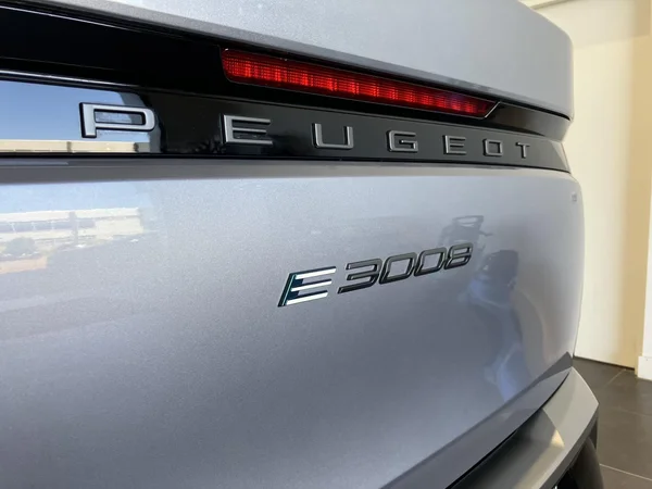 Peugeot e-3008 (2026) — foto 13 van 24