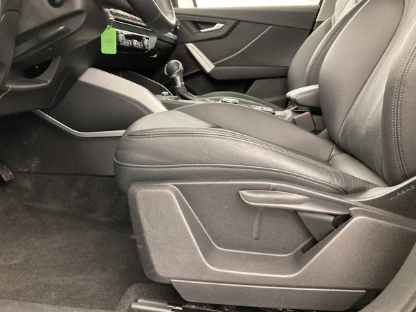 AUDI Q2 (2019) — foto 17 van 36