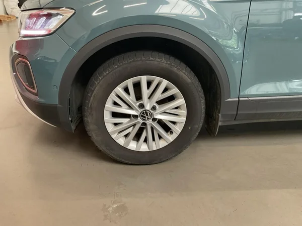 VOLKSWAGEN T-Roc (2022) — foto 14 van 22