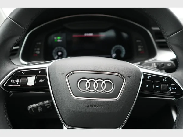 AUDI A6 Avant PHEV (2024) — foto 13 van 30