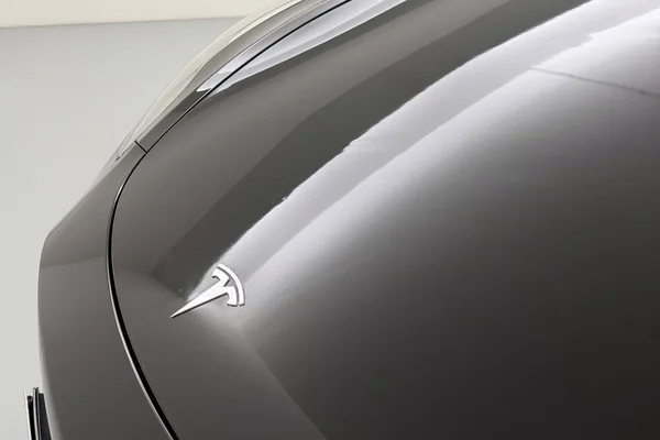 Tesla Model 3 (2023) — foto 21 van 36