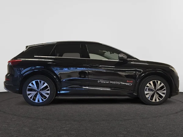 AUDI Q4 e-tron (2025) — foto 4 van 24