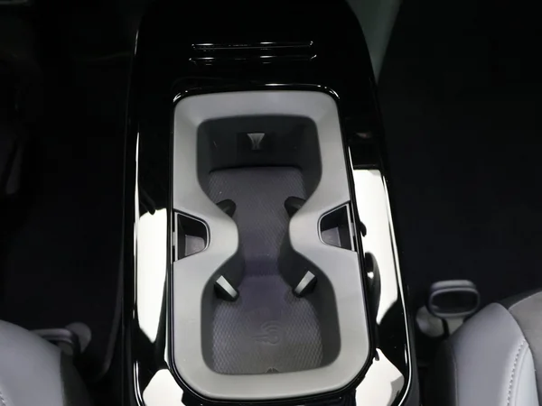VOLKSWAGEN ID.4 (2025) — foto 17 van 25