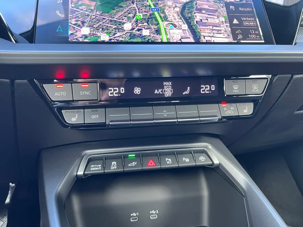 AUDI A3 Sportback PHEV (2026) — foto 21 van 24