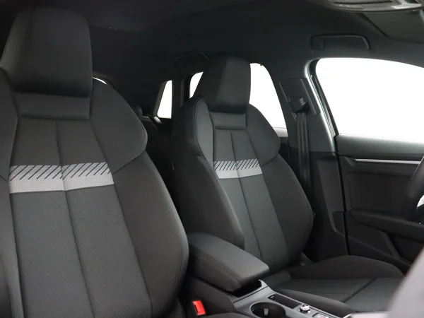 AUDI A3 Sportback (2025) — foto 18 van 18