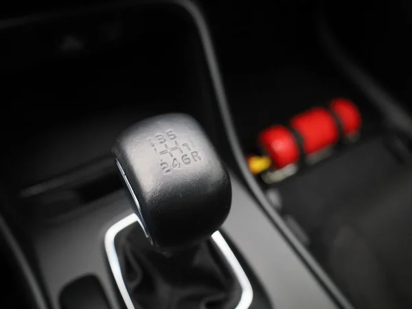 Volvo XC40 (2021) — foto 16 van 41