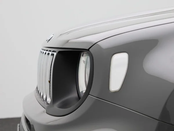 Jeep Renegade (2020) — foto 7 van 39