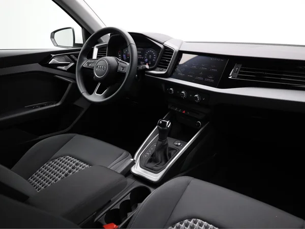 AUDI A1 Sportback (2024) — foto 13 van 19