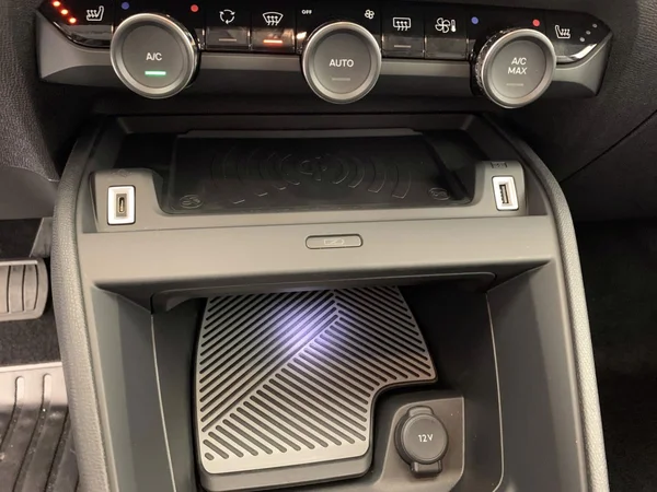 Citroen C4 (2025) — foto 15 van 28