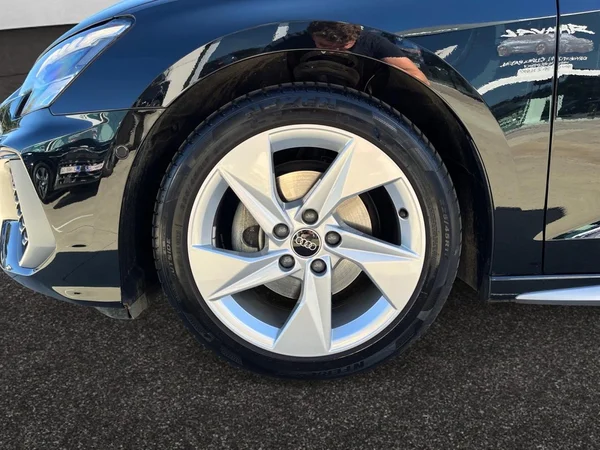 AUDI A3 Sportback (2025) — foto 14 van 22