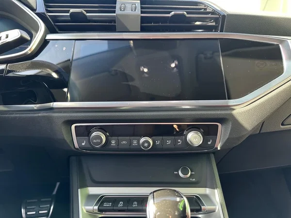 AUDI Q3 Sportback (2020) — foto 26 van 43