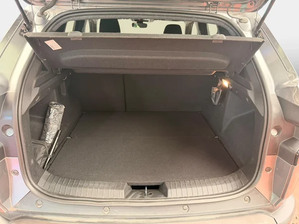 Dacia Duster (2024) — foto 22 van 22