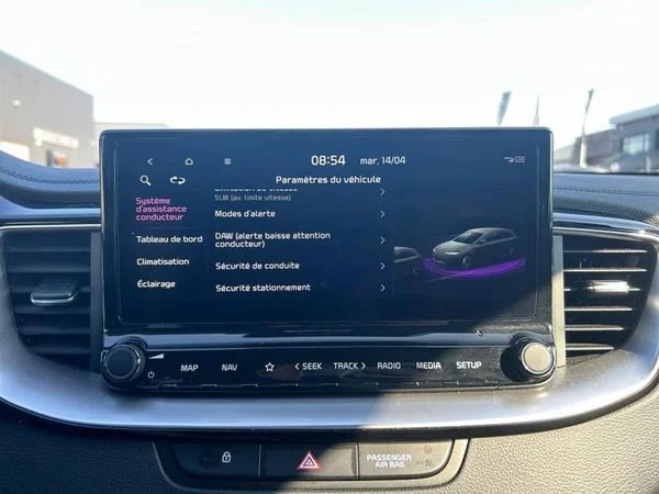 KIA XCeed (2024) — foto 11 van 31
