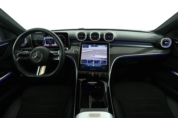 Mercedes-Benz C-Klasse (2025) — foto 3 van 16