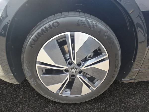 SKODA (2025) — foto 13 van 24
