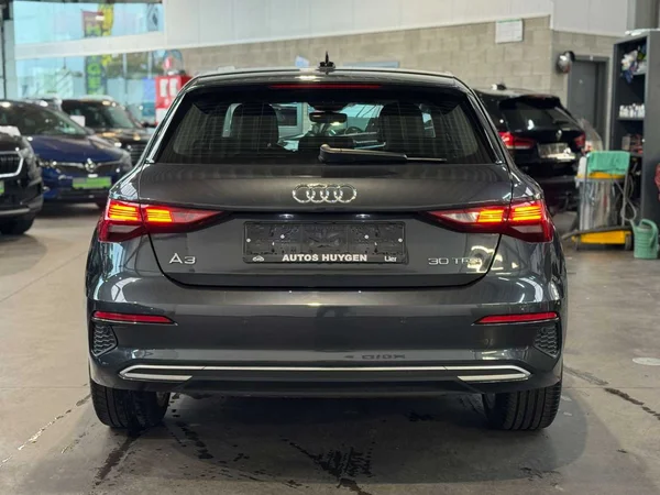 Audi A3 (2022) — foto 11 van 17