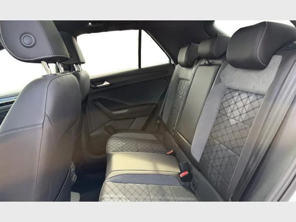 Volkswagen T-Roc (2024) — foto 2 van 26