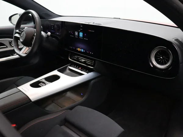 Mercedes-Benz CLA (2025) — foto 21 van 31