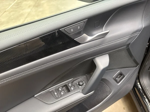 VOLKSWAGEN Tiguan (2026) — foto 5 van 15