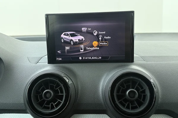 Audi Q2 (2019) — foto 3 van 22