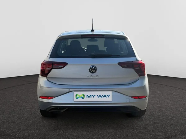 VOLKSWAGEN Polo (2022) — foto 18 van 20