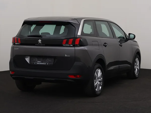 PEUGEOT 5008 (2023) — foto 20 van 26