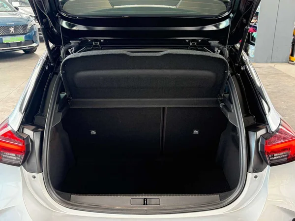Opel Corsa (2024) — foto 12 van 17