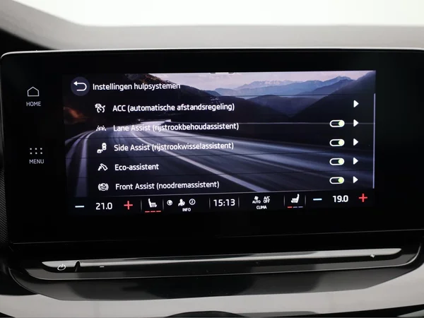 SKODA Octavia (2021) — foto 14 van 22