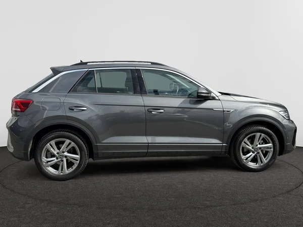 VOLKSWAGEN T-Roc (2022) — foto 20 van 24
