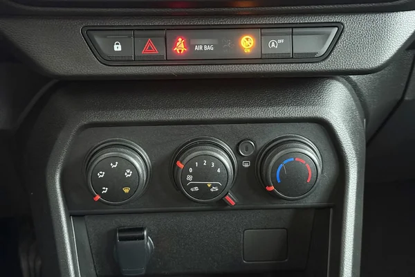 Dacia Sandero (2024) — foto 3 van 29