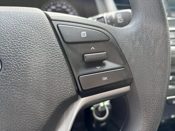 Hyundai Tucson (2018) — foto 8 van 19
