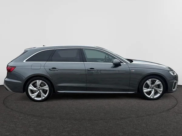 AUDI A4 Avant (2022) — foto 9 van 18