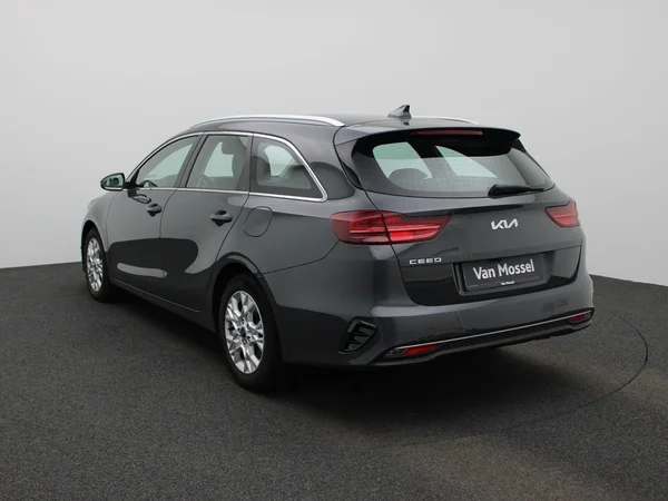 Kia Ceed Sportswagon (2023) — foto 12 van 41