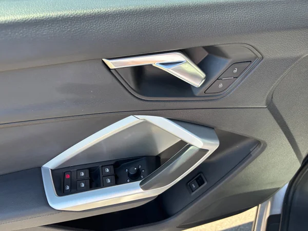 AUDI Q3 (2019) — foto 6 van 18