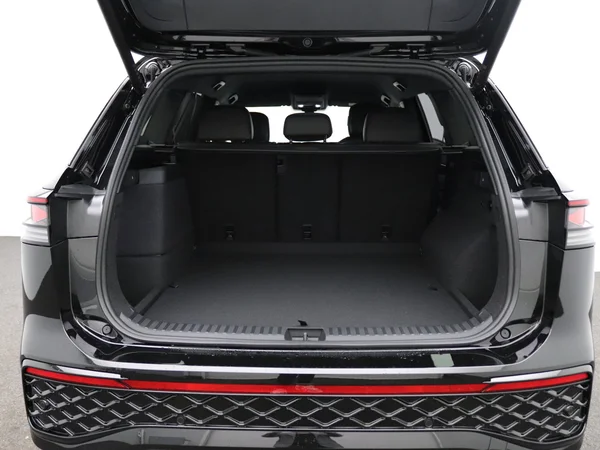 VOLKSWAGEN Tayron eHybrid (PHEV) (2025) — foto 8 van 20